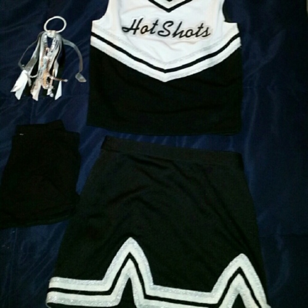 Cheerleader uniform (ready to ship!)